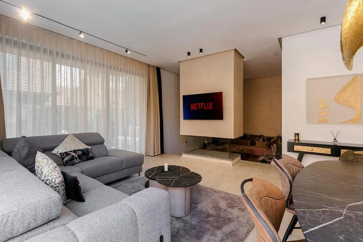 Apartment Beautiful 4 Bedroom Rooftop Pool Villa Marrakesh